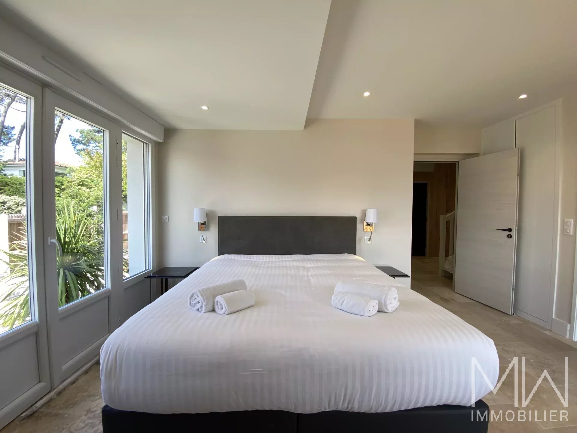 GRAND PIQUEY