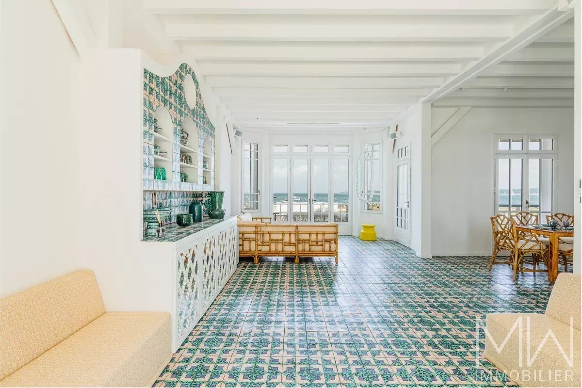 QUARTIER DES 44HA,  PREMIERE LIGNE  – CAP FERRET – 10 COUCHAGES