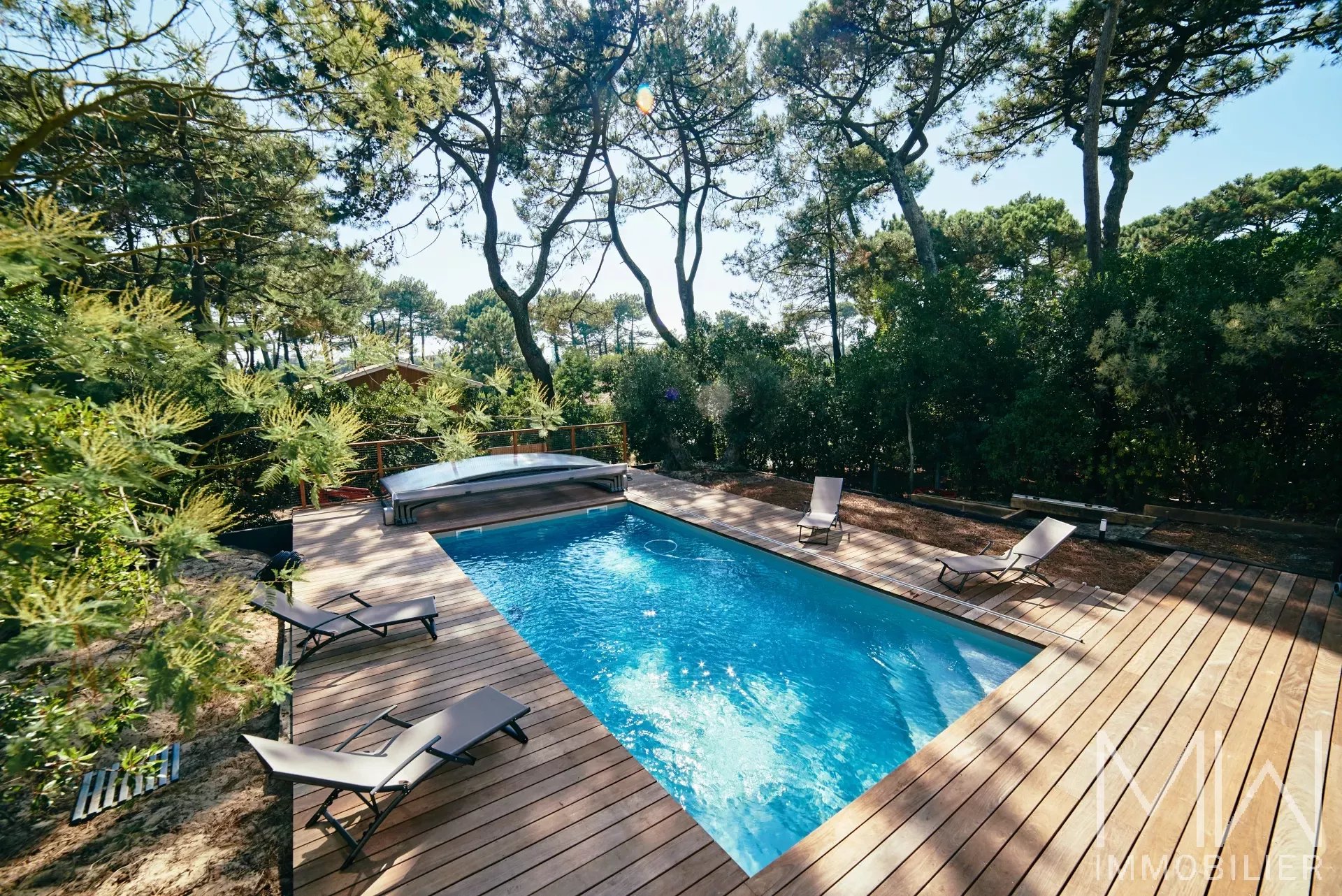 AGREABLE VILLA AVEC PISCINE AU COEUR DU VILLAGE – CAP FERRET – 8 COUCHAGES