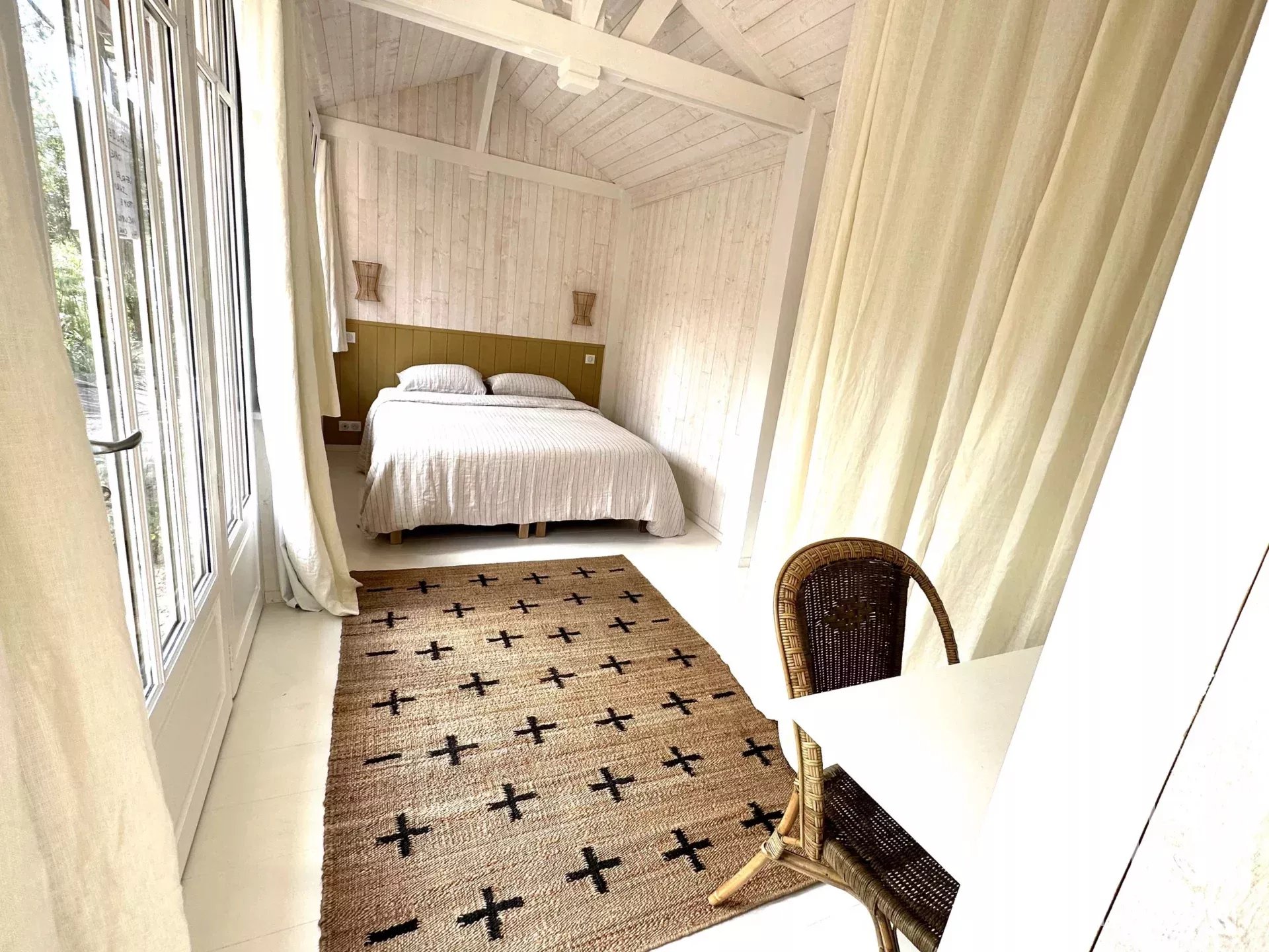 JOLIE VILLA AU COEUR DU CAP FERRET – 6 COUCHAGES