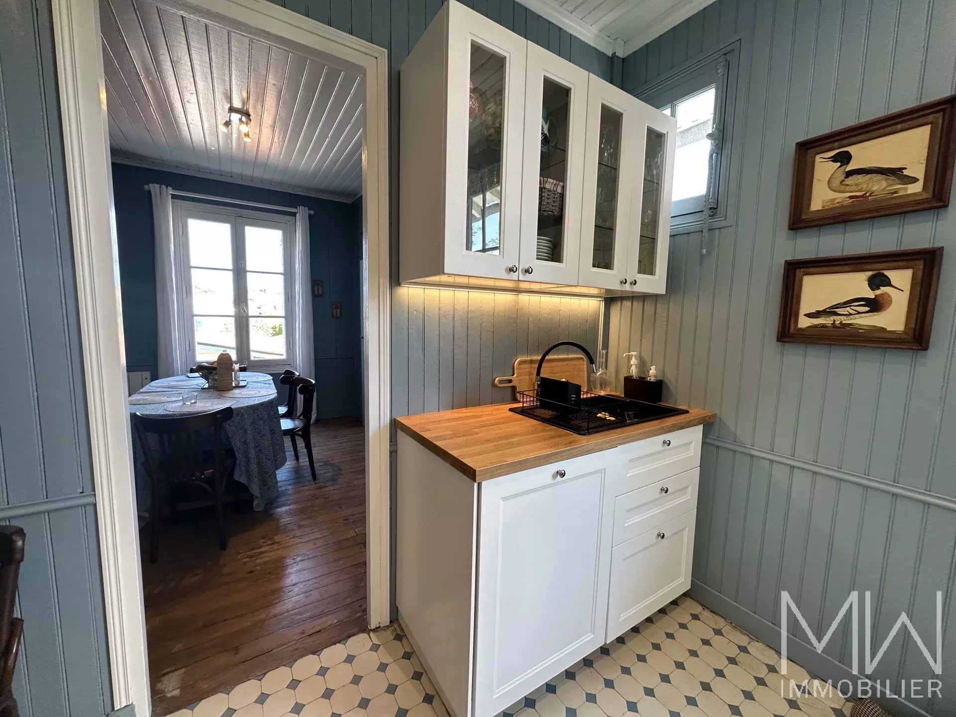 VILLA PLEINE DE CHARME EN 1ERE LIGNE – CAP FERRET – 8 COUCHAGES