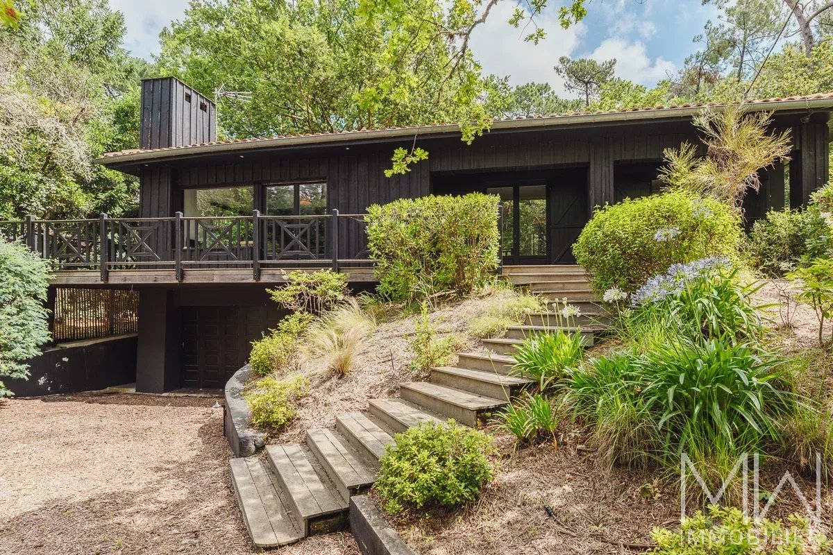 BELLE VILLA BOIS – LA POINTE AUX CHEVAUX PETIT PIQUEY -9 COUCHAGES