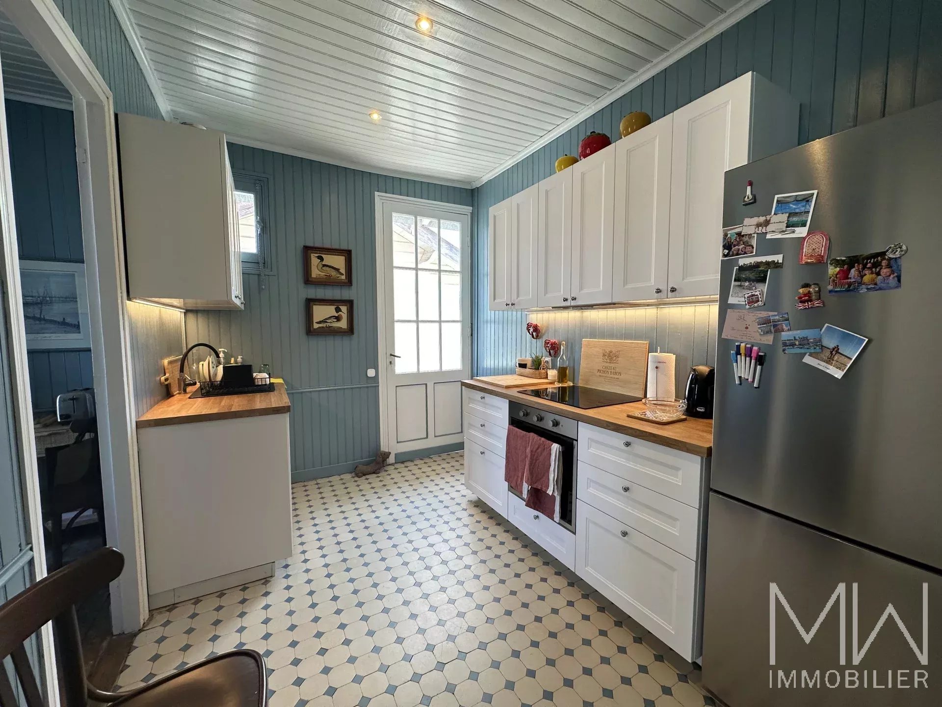 VILLA PLEINE DE CHARME EN 1ERE LIGNE – CAP FERRET – 8 COUCHAGES