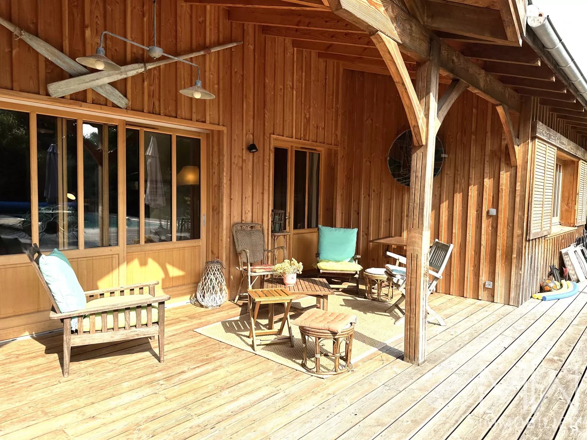 VILLA BOIS AVEC PISCINE – CAP FERRET – 8 COUCHAGES