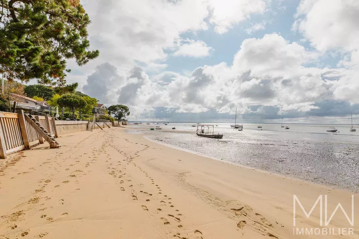 VILLA 1ERE LIGNE – PETIT PIQUEY – 8 COUCHAGES