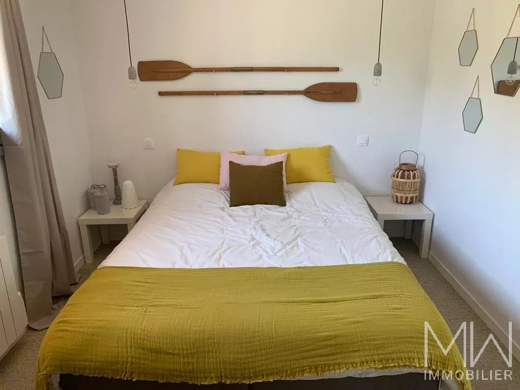 LOCATION SAISONNIÈRE – CAP FERRET CENTRE – 10 COUCHAGES