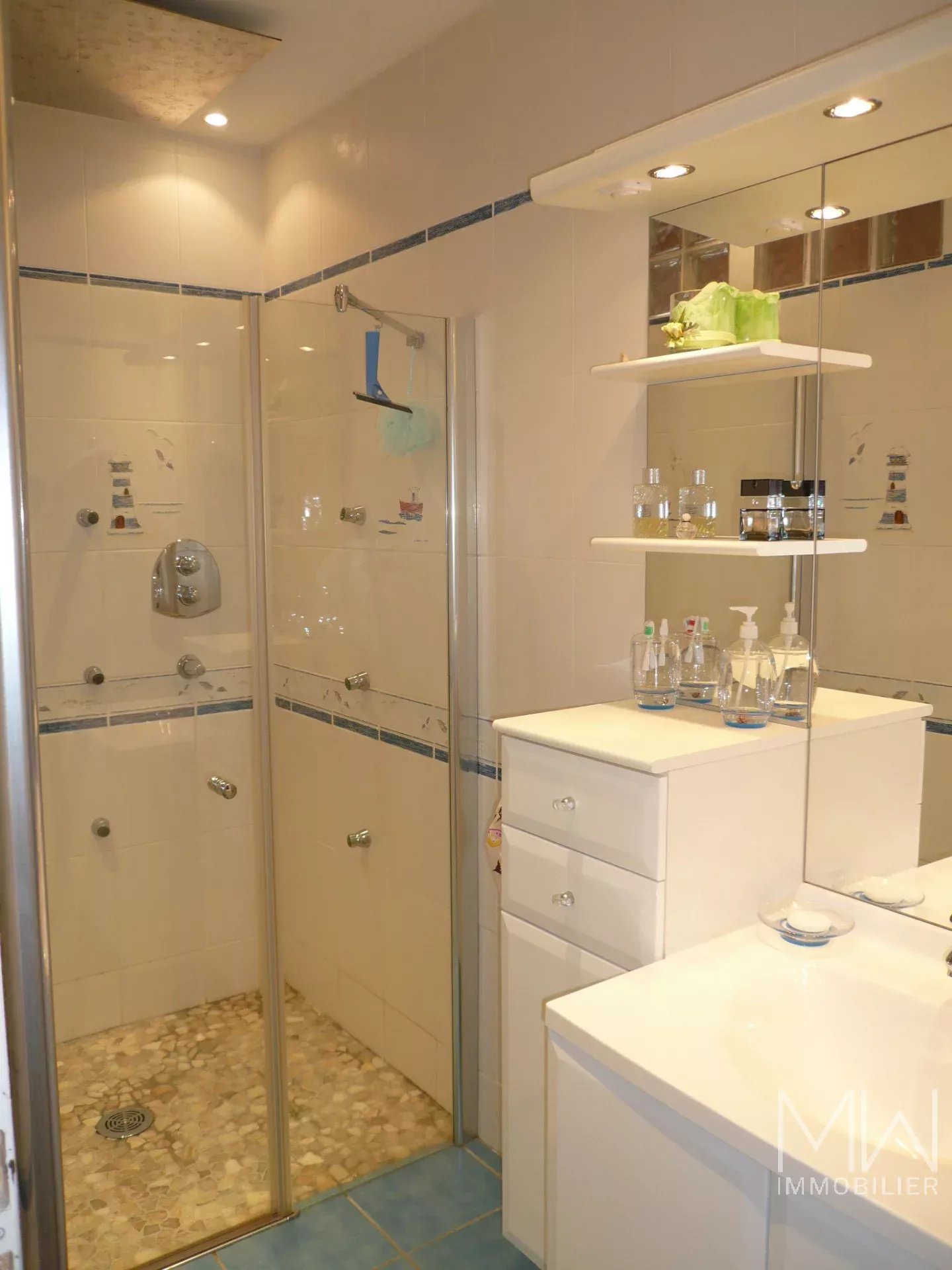 VILLA AVEC PISCINE – CAP FERRET – 8 COUCHAGES