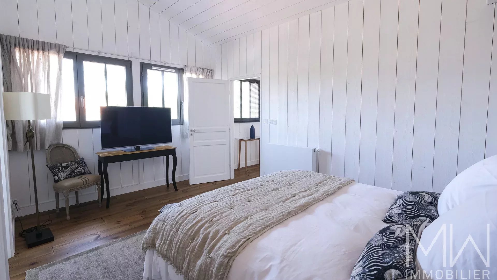 VILLA DE LUXE DANS LE CENTRE – CAP FERRET – 10 PERSONNES
