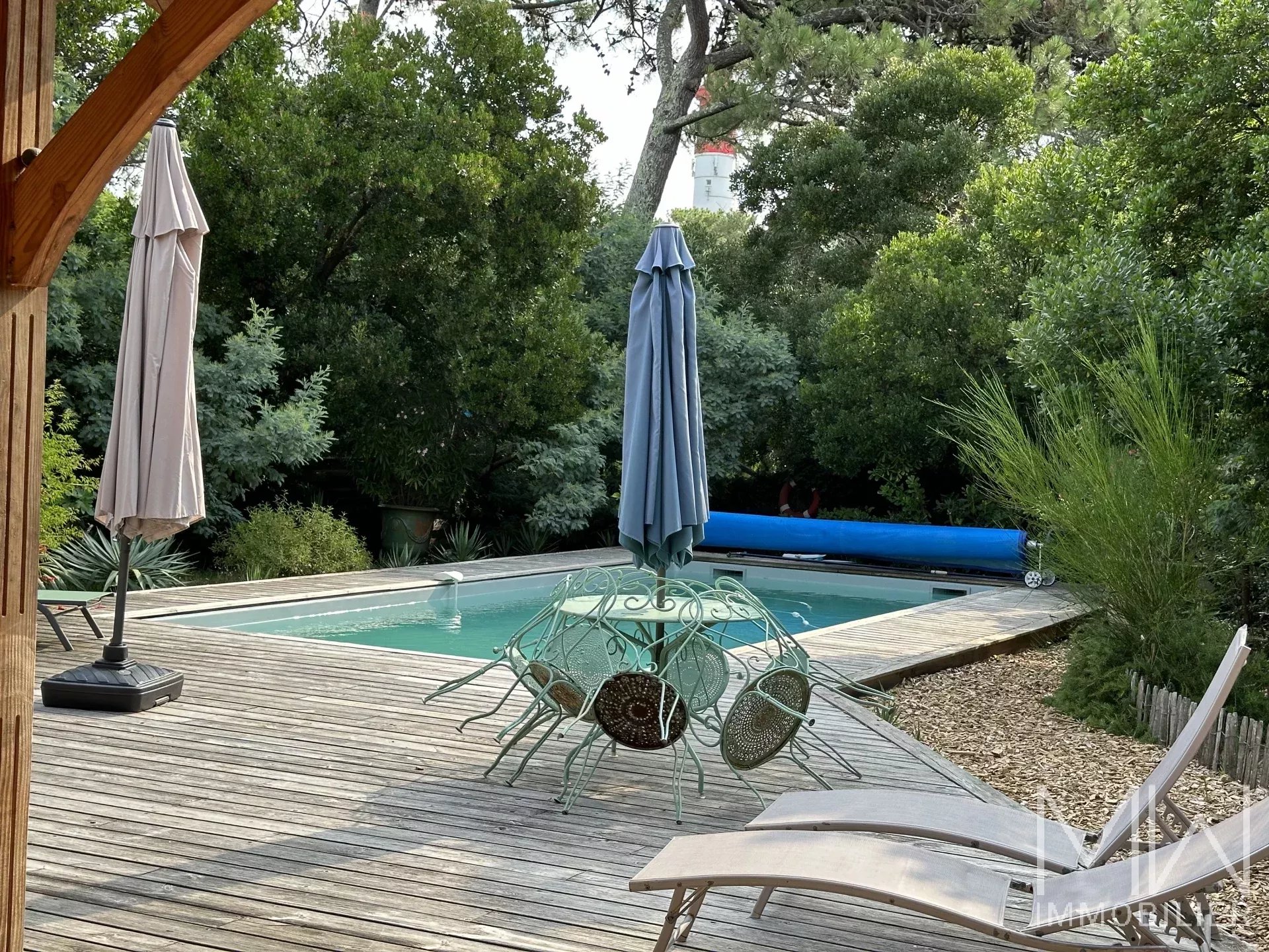 VILLA BOIS AVEC PISCINE – CAP FERRET – 8 COUCHAGES