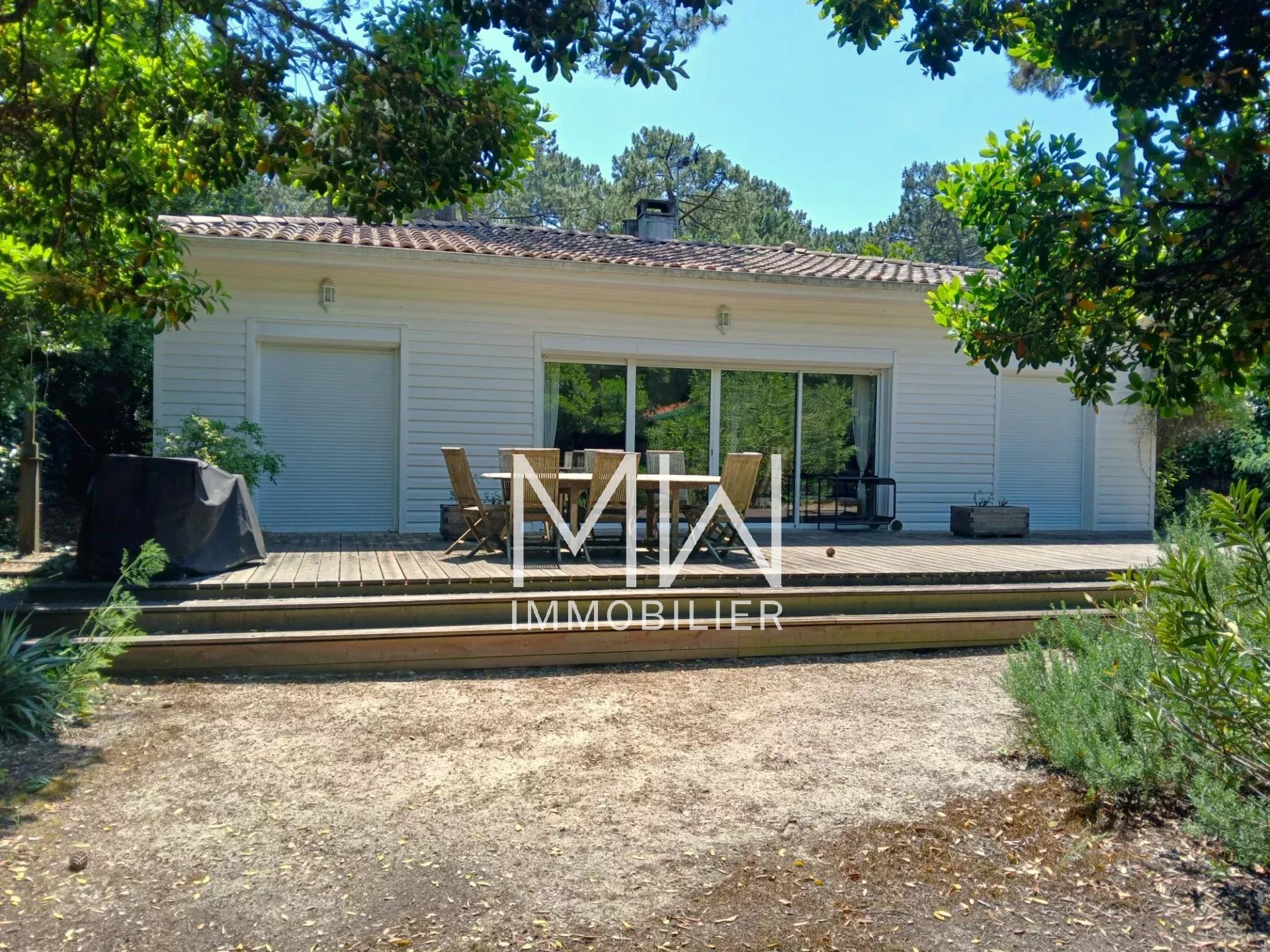 PIED A TERRE IDEAL ENTRE LE CANON ET PIRAILLAN