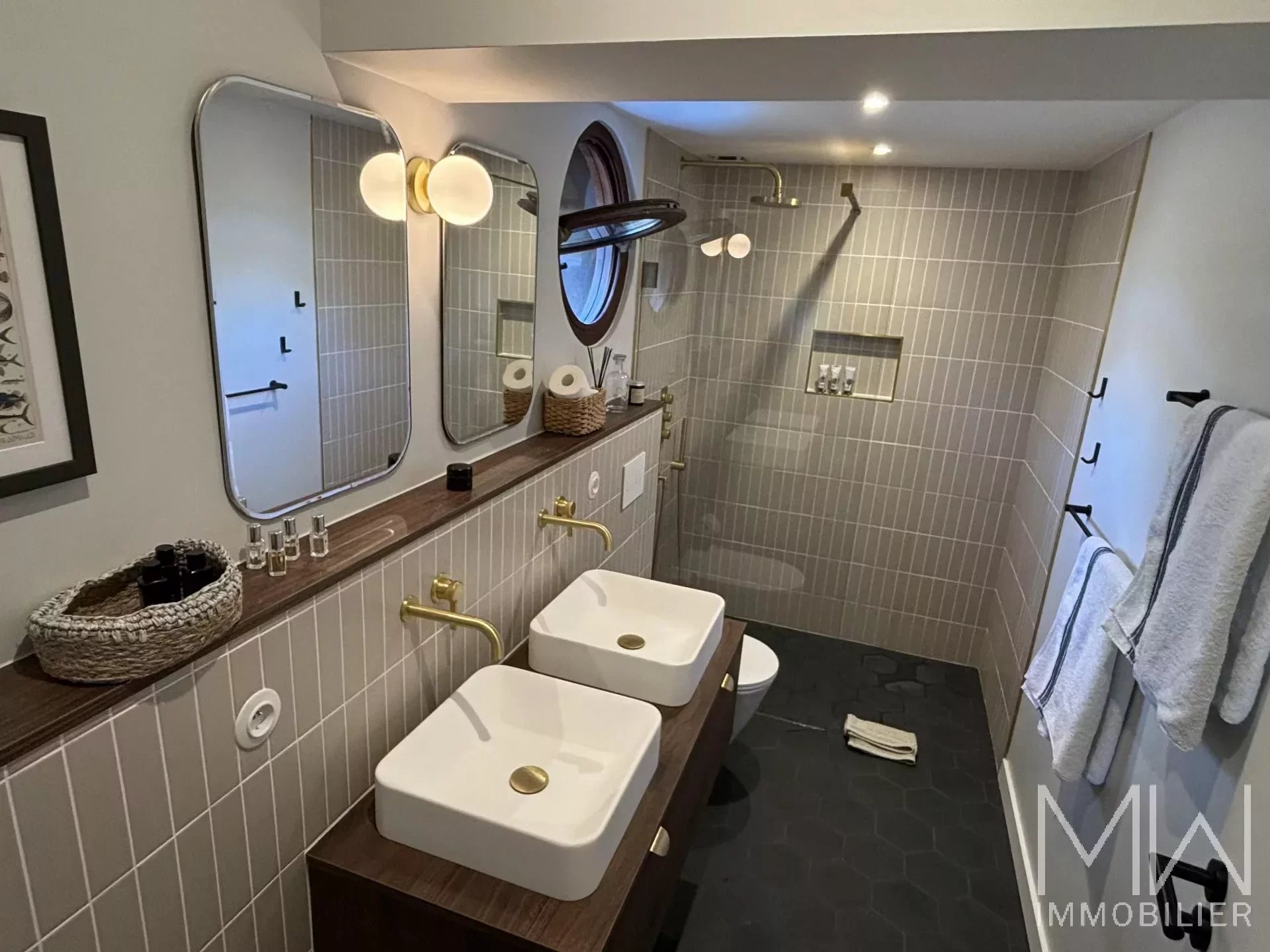 AGREABLE VILLA BOIS AVEC PISCINE – CAP FERRET – 10 COUCHAGES