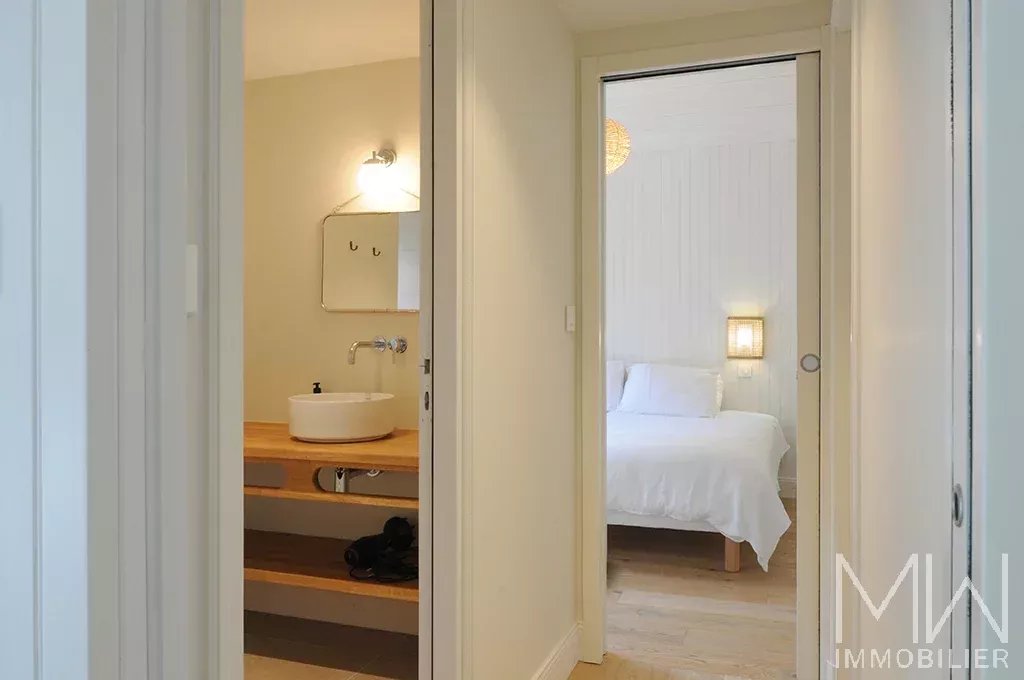 MAGNIFIQUE VILLA BOIS A LA POINTE DU CAP FERRET – 14 COUCHAGES