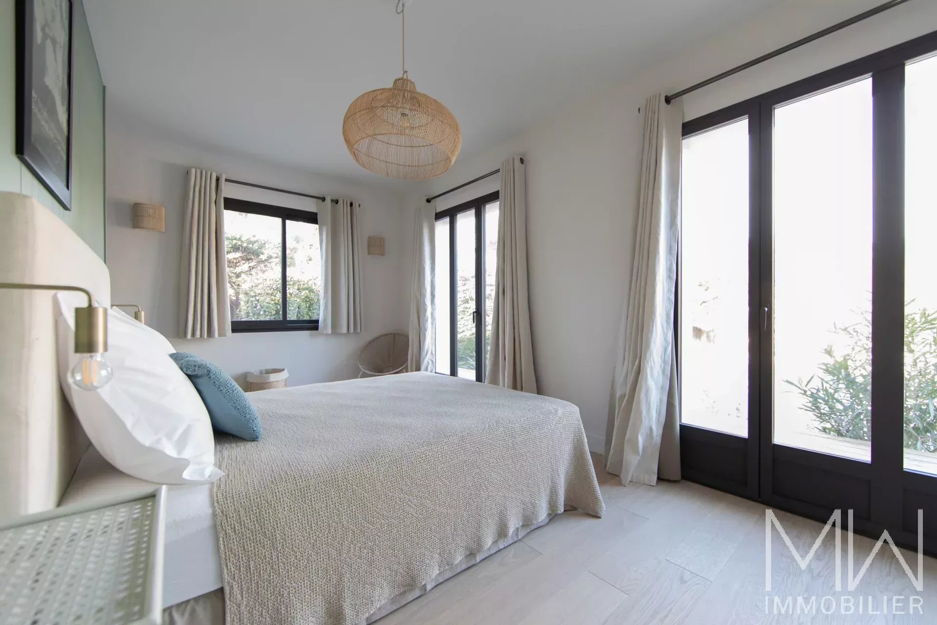 VILLA AVE PISCINE AU COEUR DU CAP FERRET – 10 COUCHAGES