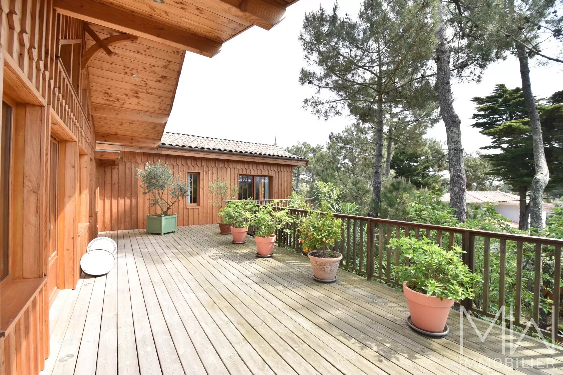VILLA BOIS AU COEUR DU CAP FERRET – 8 COUCHAGES