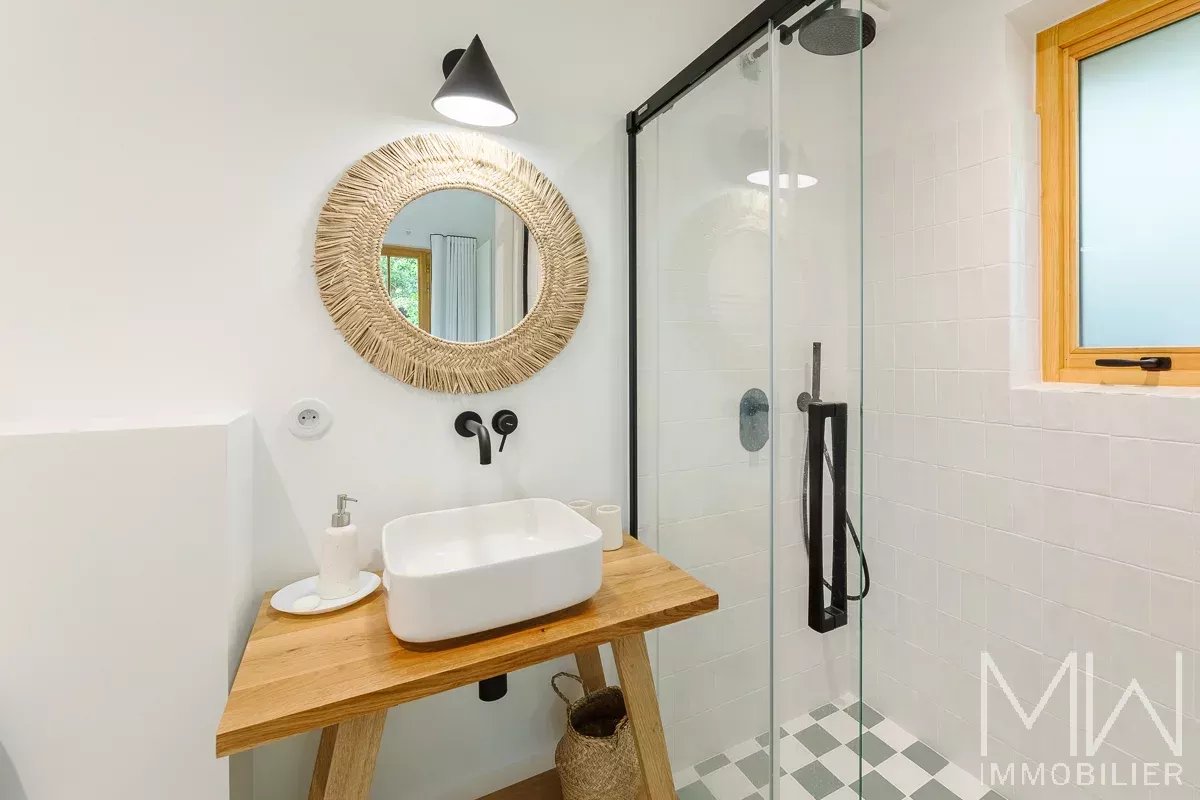 VILLA BOIS AVEC PISCINE – PETIT PIQUEY – 12 COUCHAGES