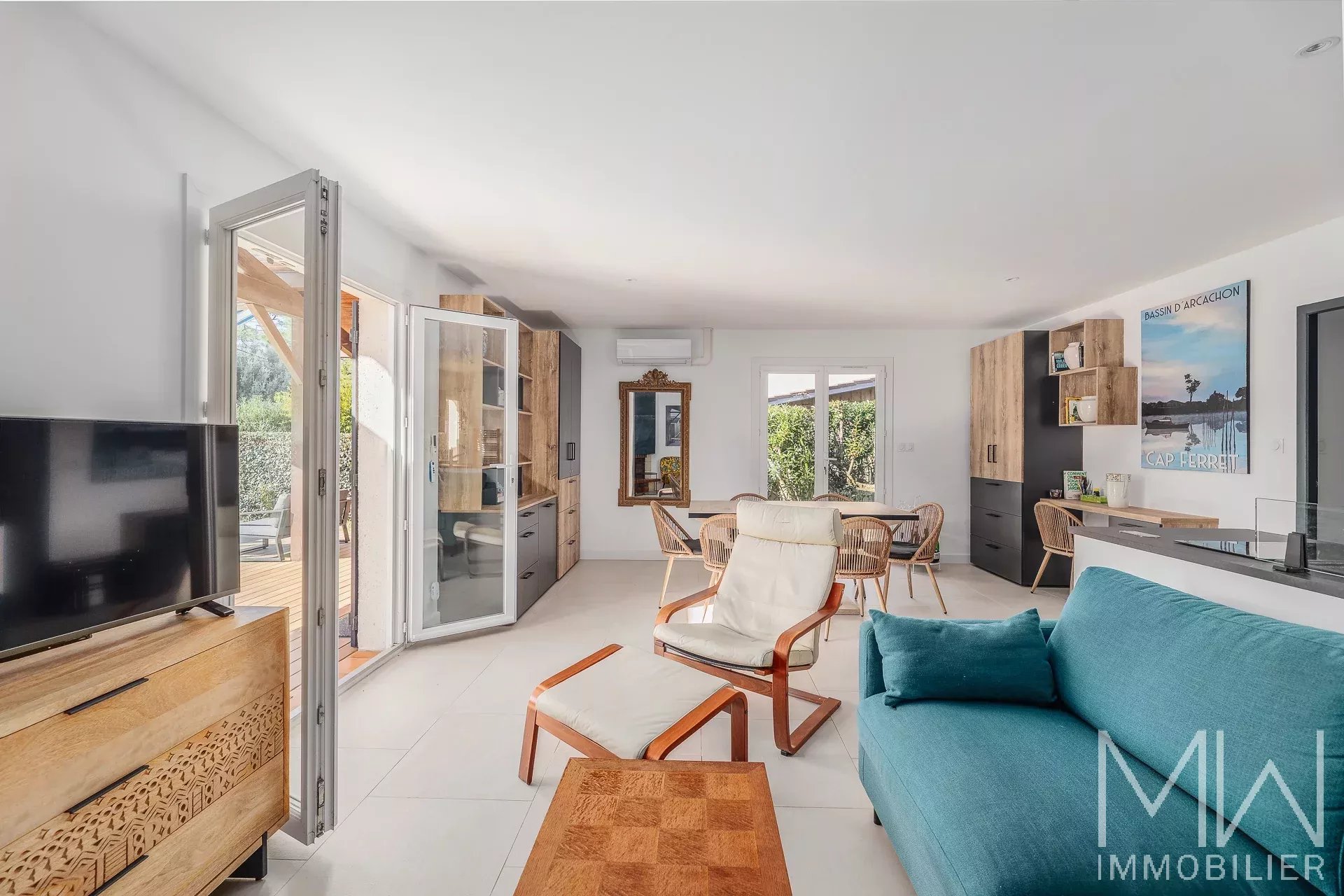 JOLIE VILLA AVEC PISCINE AU COEUR DU CAP FERRET – 6 COUCHAGES