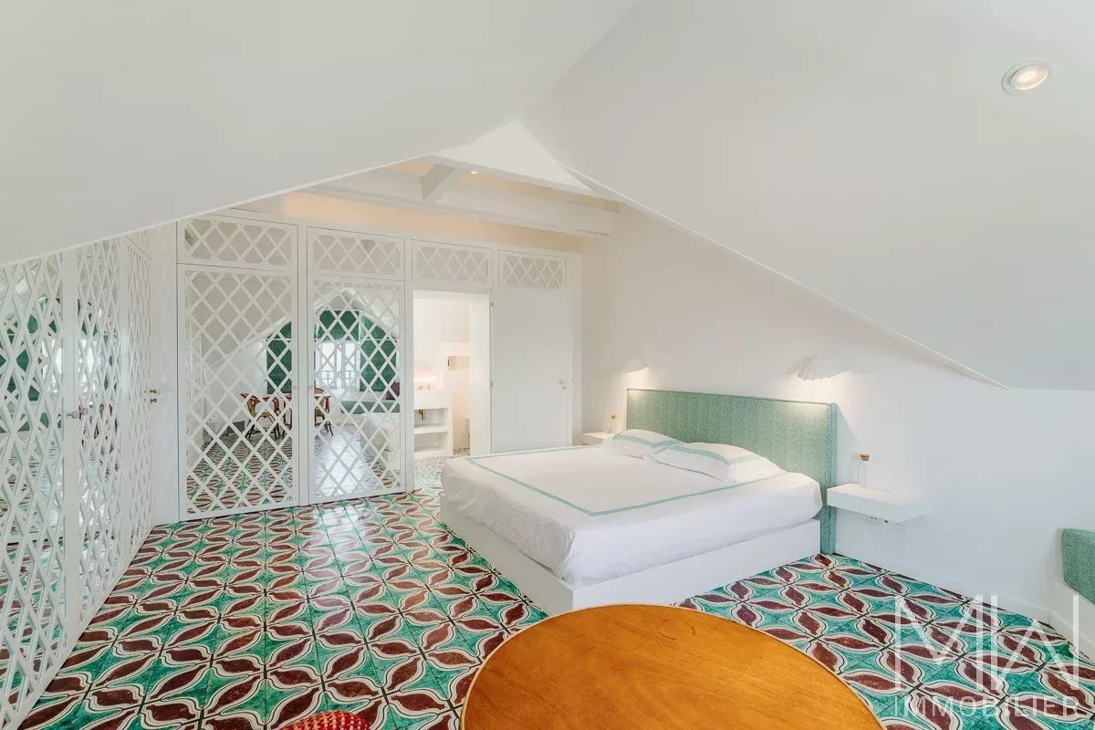 QUARTIER DES 44HA,  PREMIERE LIGNE  – CAP FERRET – 10 COUCHAGES