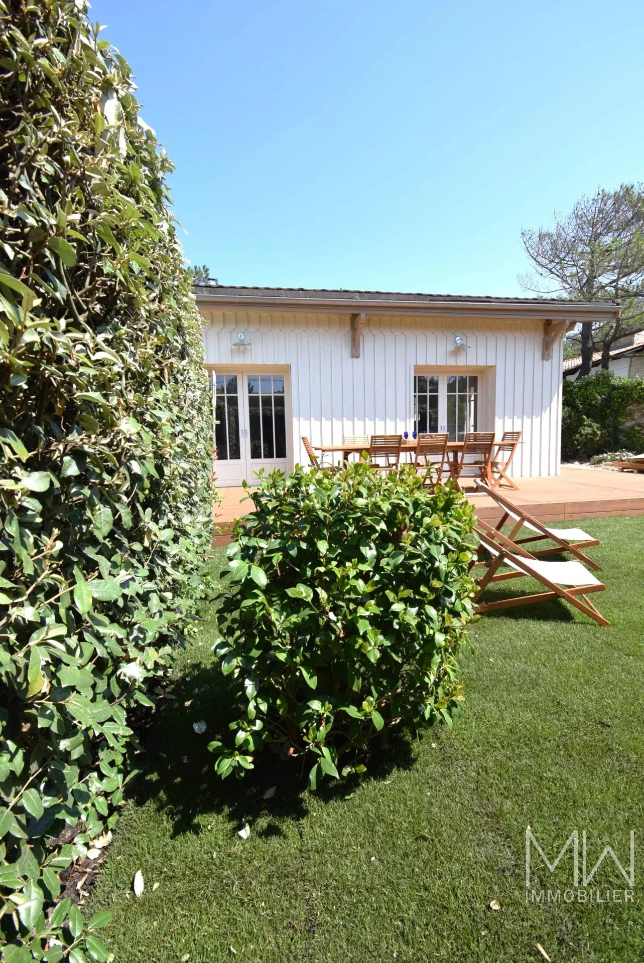 RAVISSANTE VILLA SUR LA DUNE -CAP FERRET-