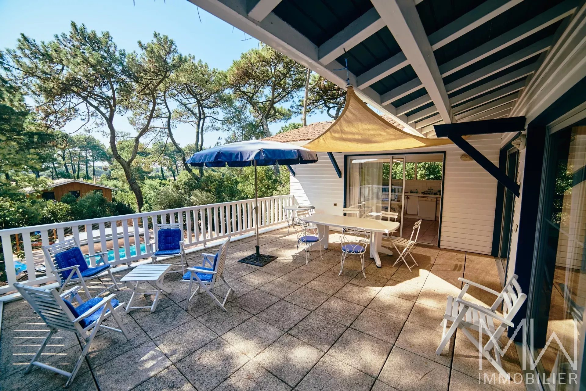 AGREABLE VILLA AVEC PISCINE AU COEUR DU VILLAGE – CAP FERRET – 8 COUCHAGES