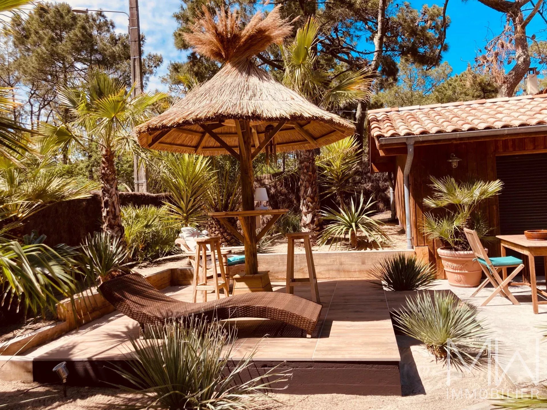 MAGNIFIQUE VILLA EXOTIQUE AU CALME AVEC PISCINE – CAP FERRET – 12 COUCHAGES