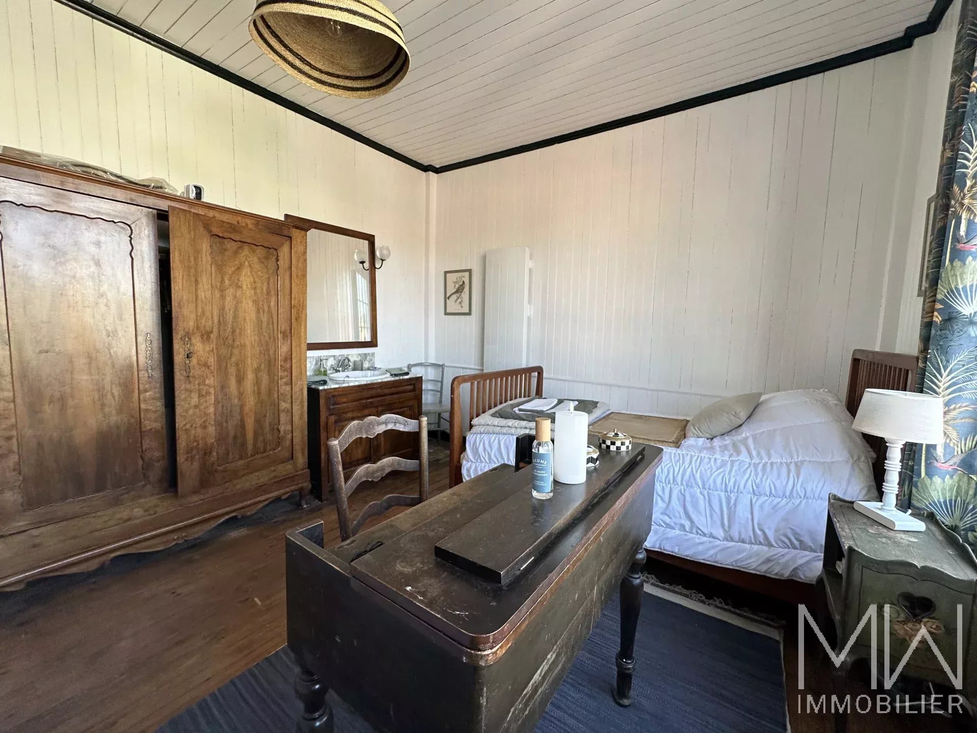 VILLA PLEINE DE CHARME EN 1ERE LIGNE – CAP FERRET – 8 COUCHAGES