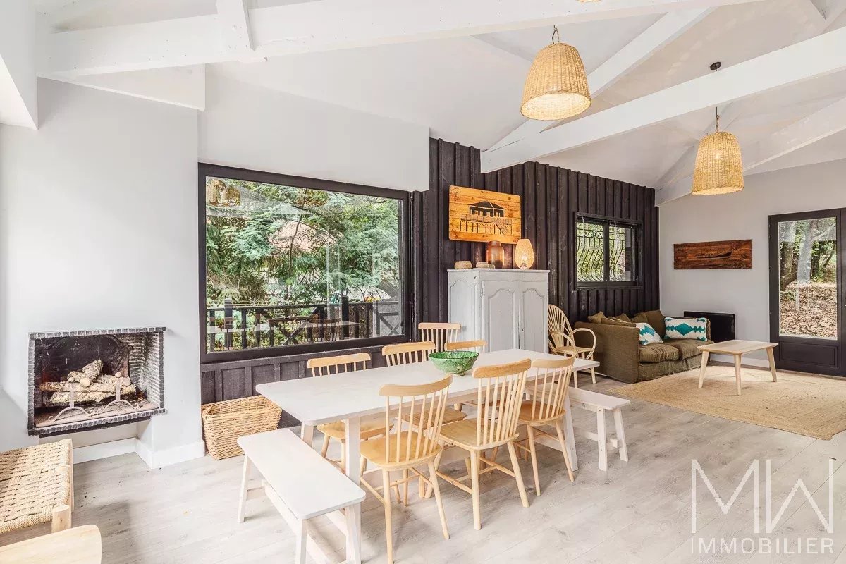 BELLE VILLA BOIS – LA POINTE AUX CHEVAUX PETIT PIQUEY -9 COUCHAGES