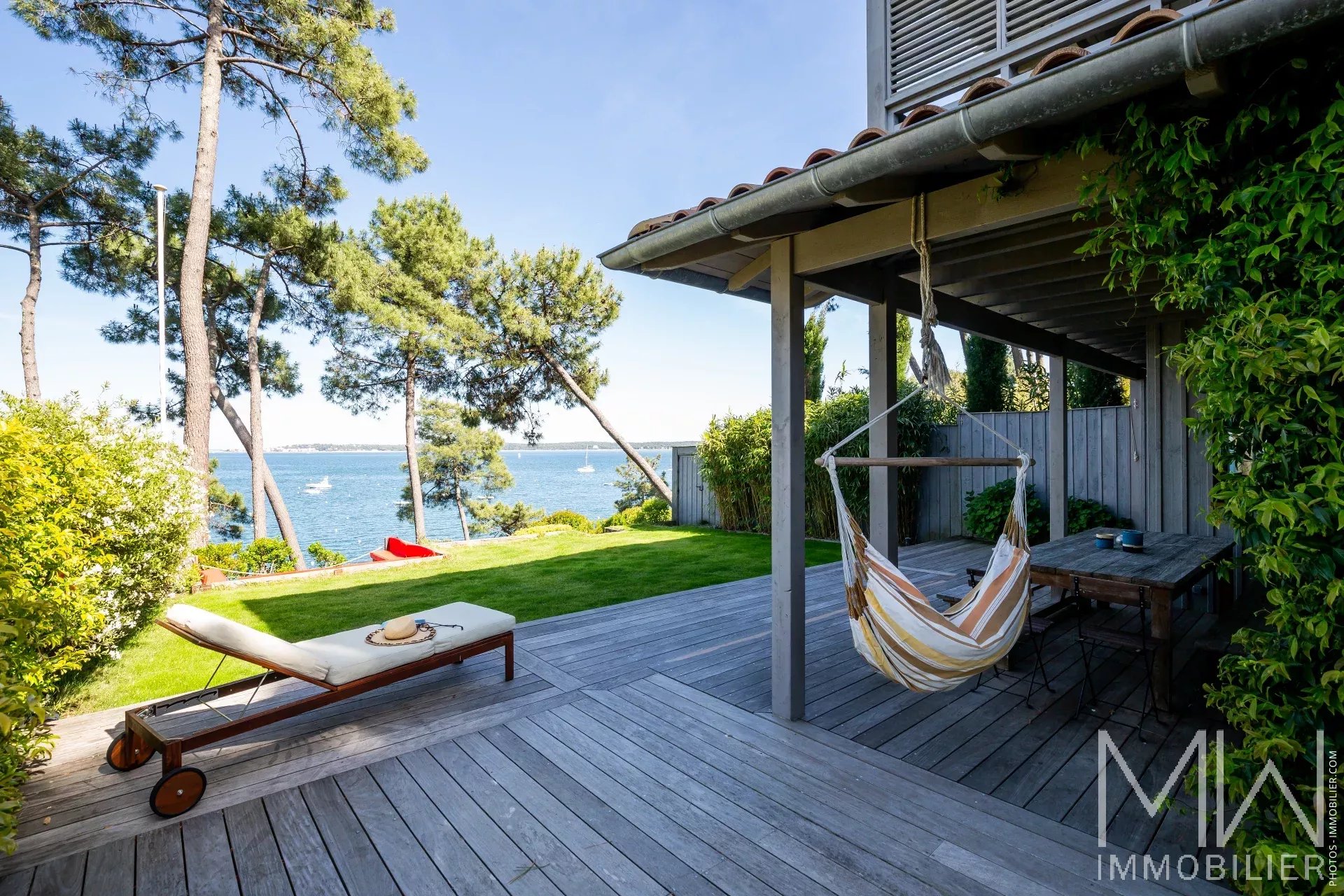 VILLA A LOUER EN 1ERE LIGNE DU BASSIN D’ARCACHON – 10 COUCHAGES