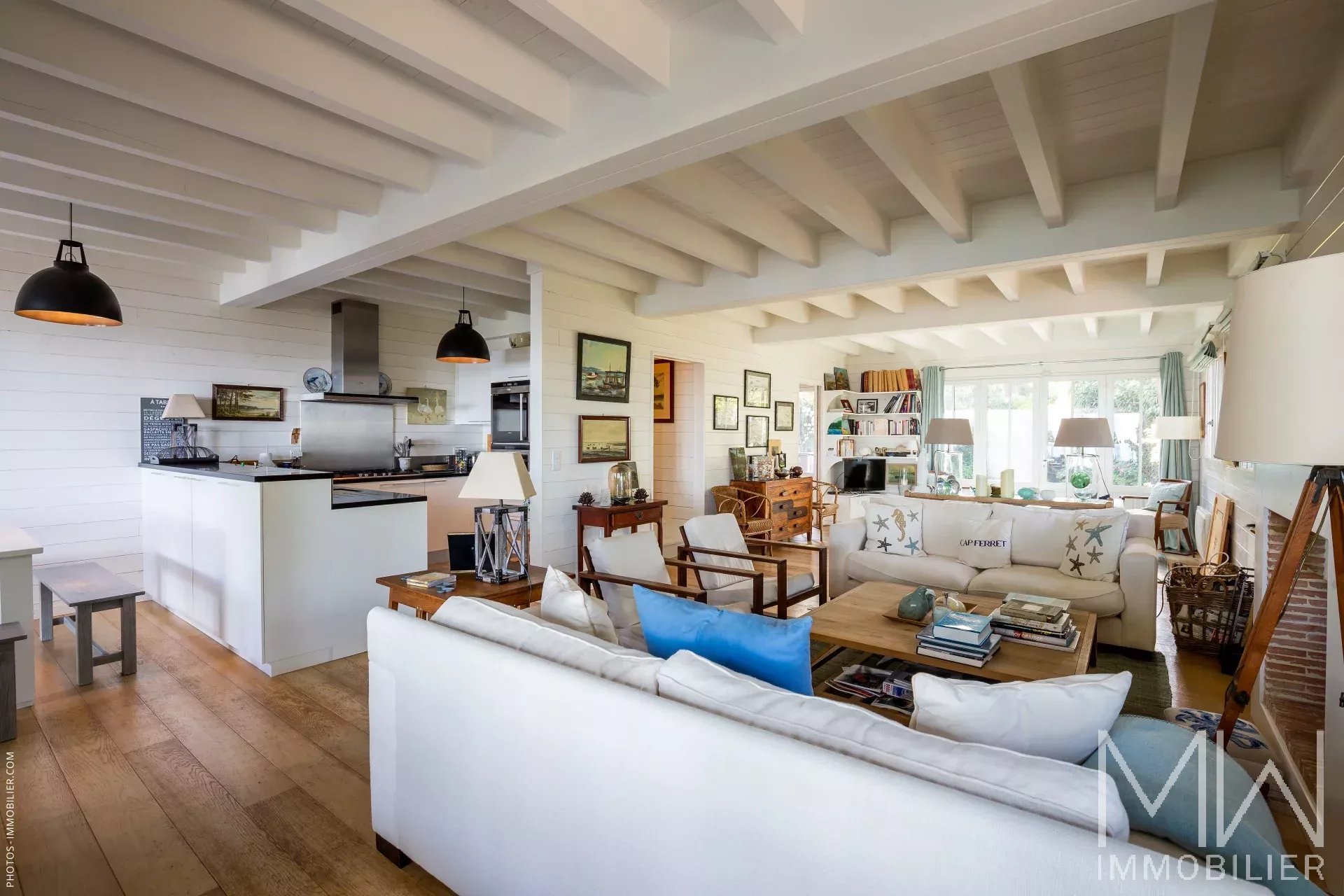 VILLA A LOUER EN 1ERE LIGNE DU BASSIN D’ARCACHON – 10 COUCHAGES