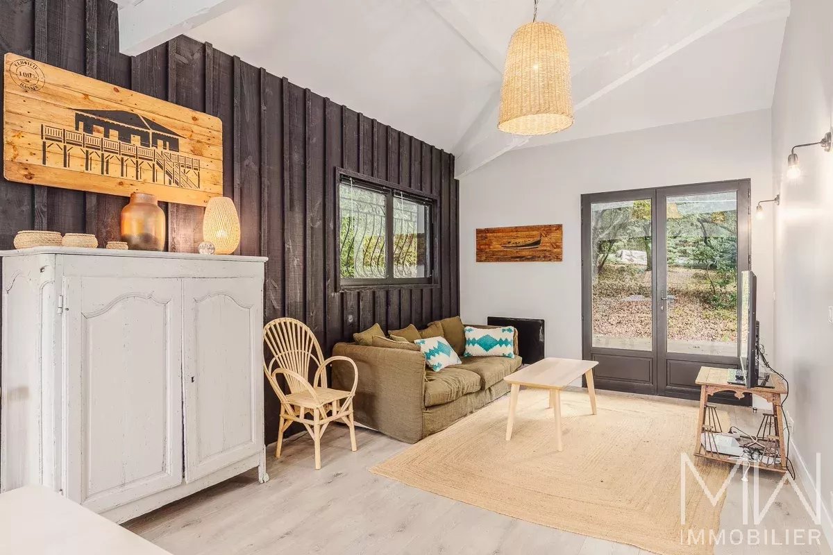 BELLE VILLA BOIS – LA POINTE AUX CHEVAUX PETIT PIQUEY -9 COUCHAGES