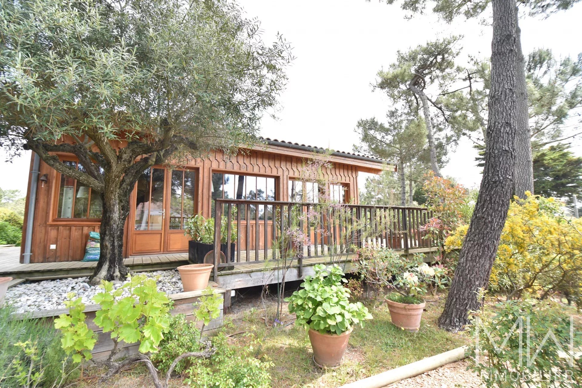 VILLA BOIS AU COEUR DU CAP FERRET – 8 COUCHAGES