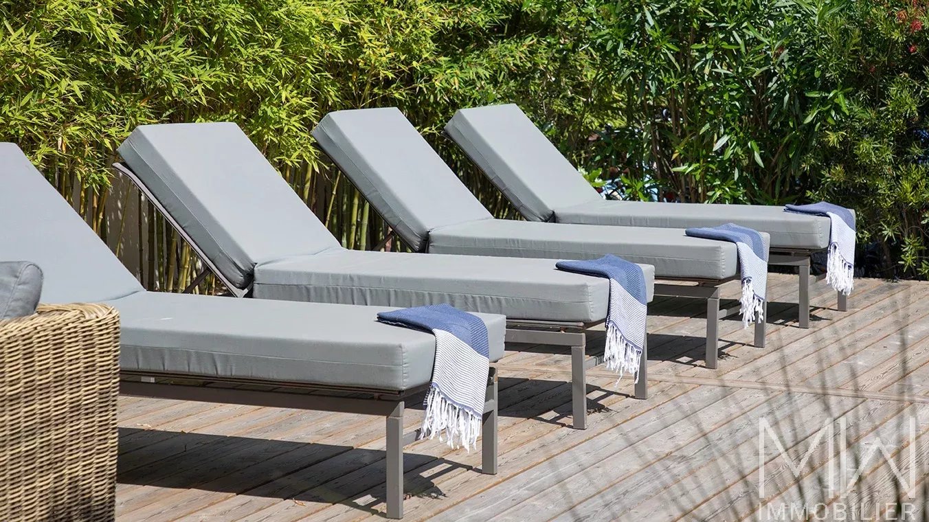 VILLA DE LUXE DANS LE CENTRE – CAP FERRET – 10 PERSONNES