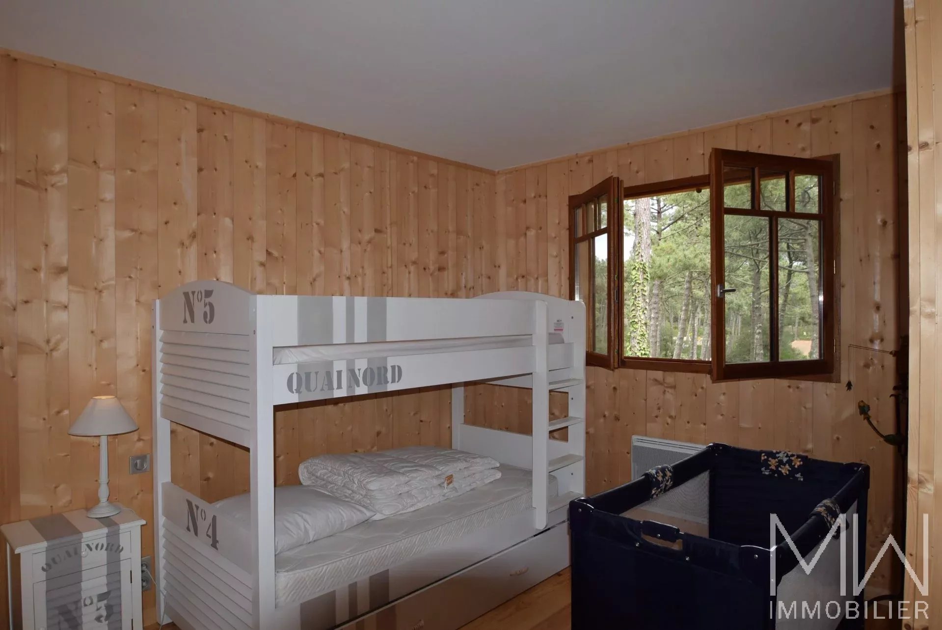 VILLA BOIS AVEC PISCINE A LOUER – LA VIGNE – 11 COUCHAGES