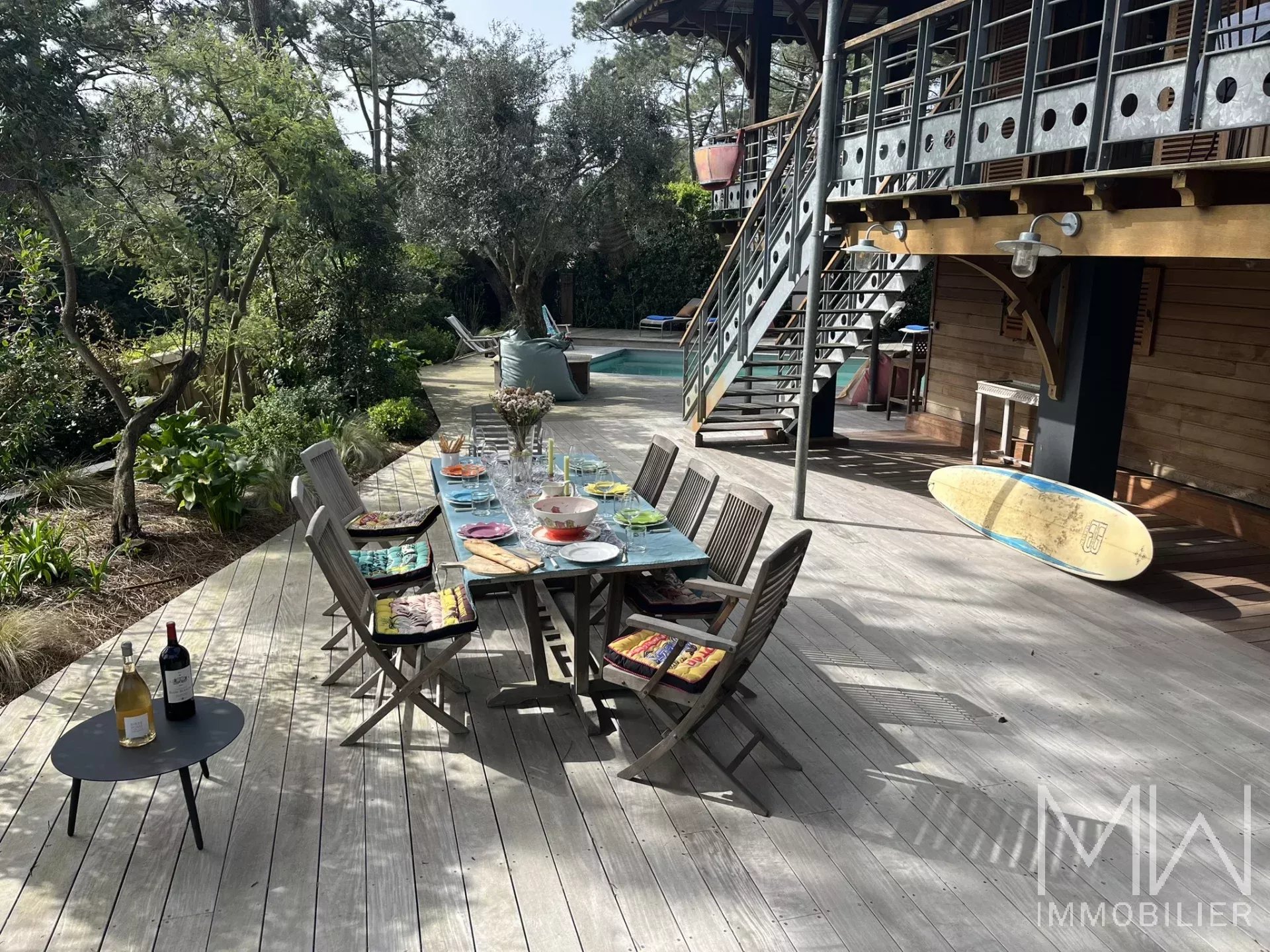 AGREABLE VILLA BOIS AVEC PISCINE – CAP FERRET – 10 COUCHAGES