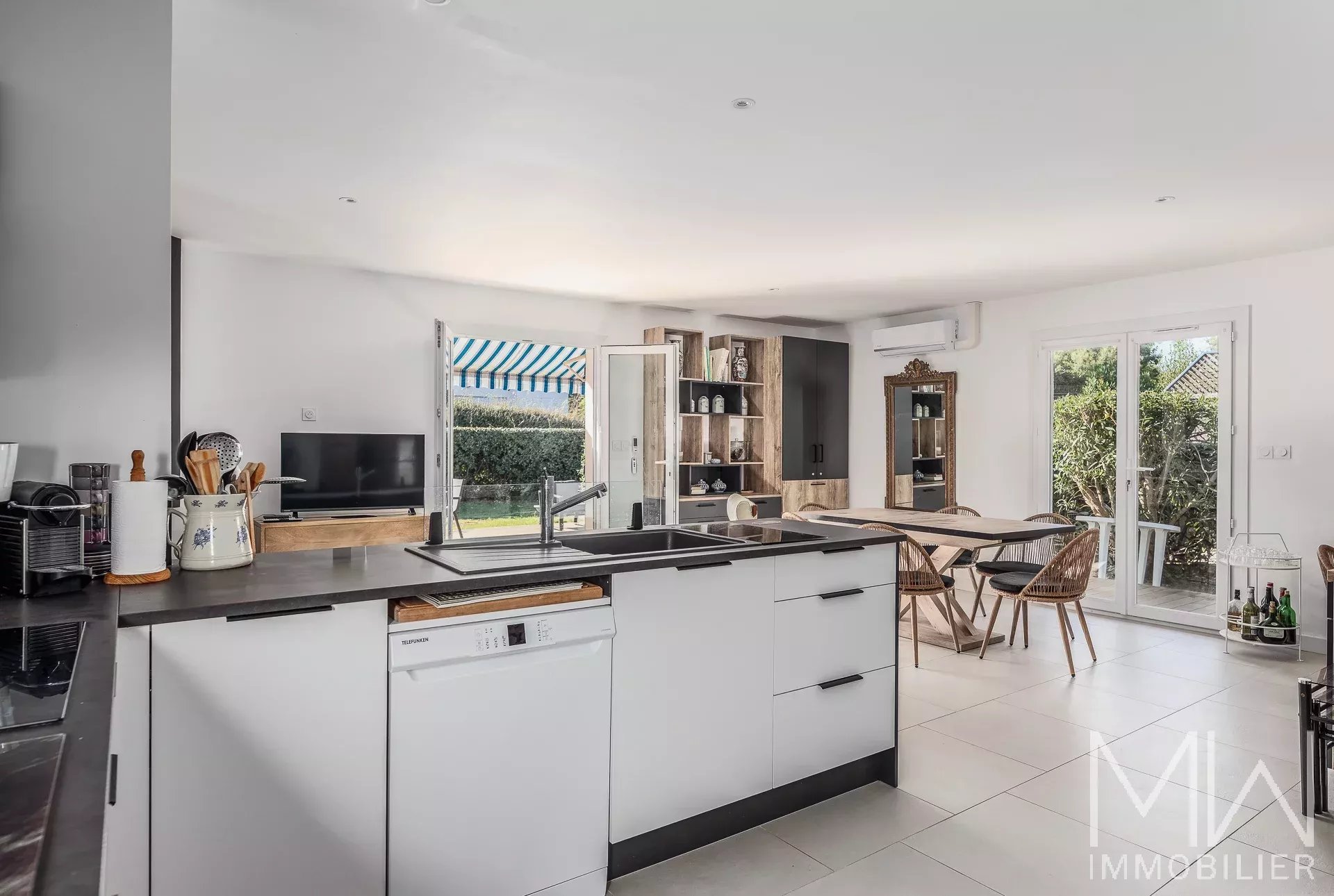 JOLIE VILLA AVEC PISCINE AU COEUR DU CAP FERRET – 6 COUCHAGES