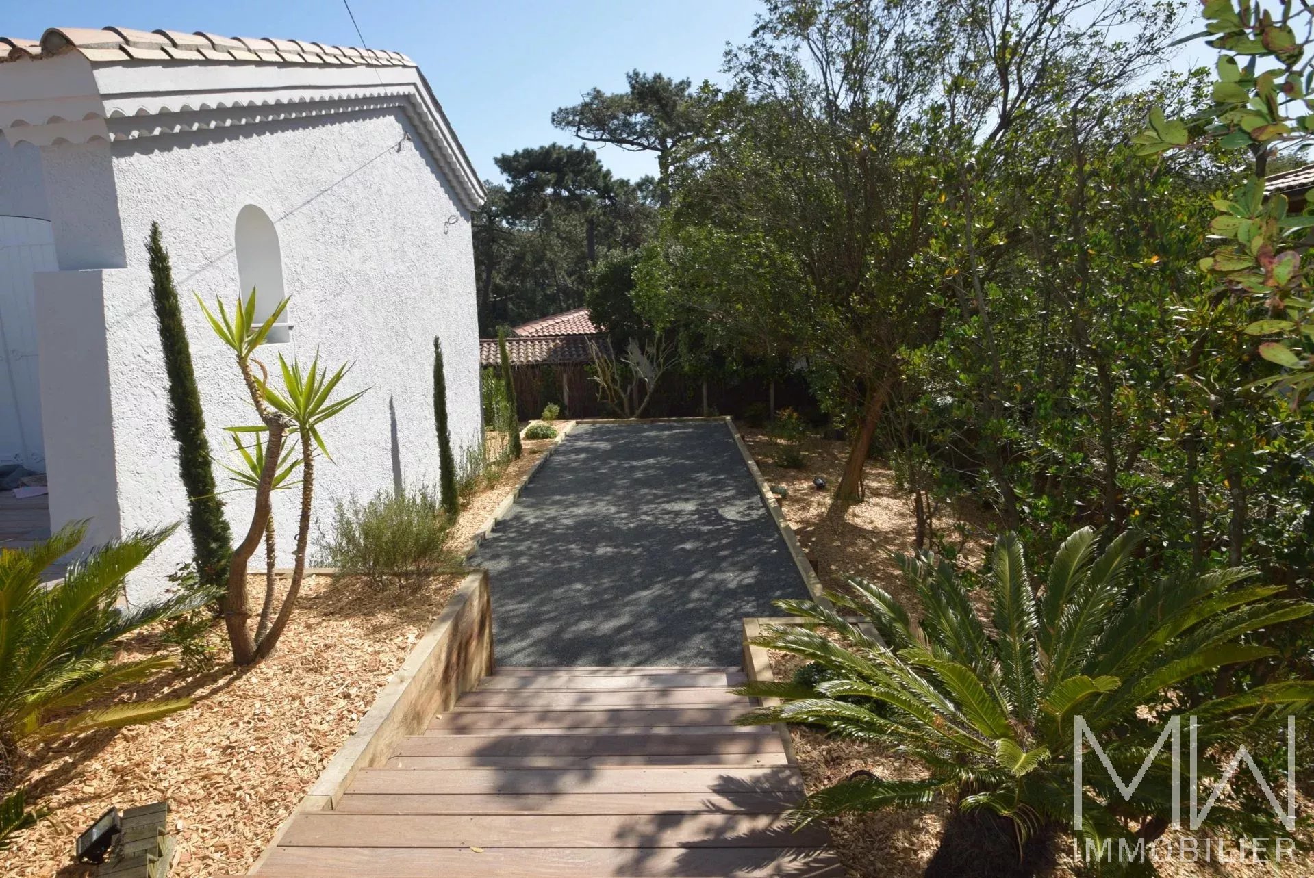 VILLA AVEC PISCINE – CAP FERRET – 8 COUCHAGES