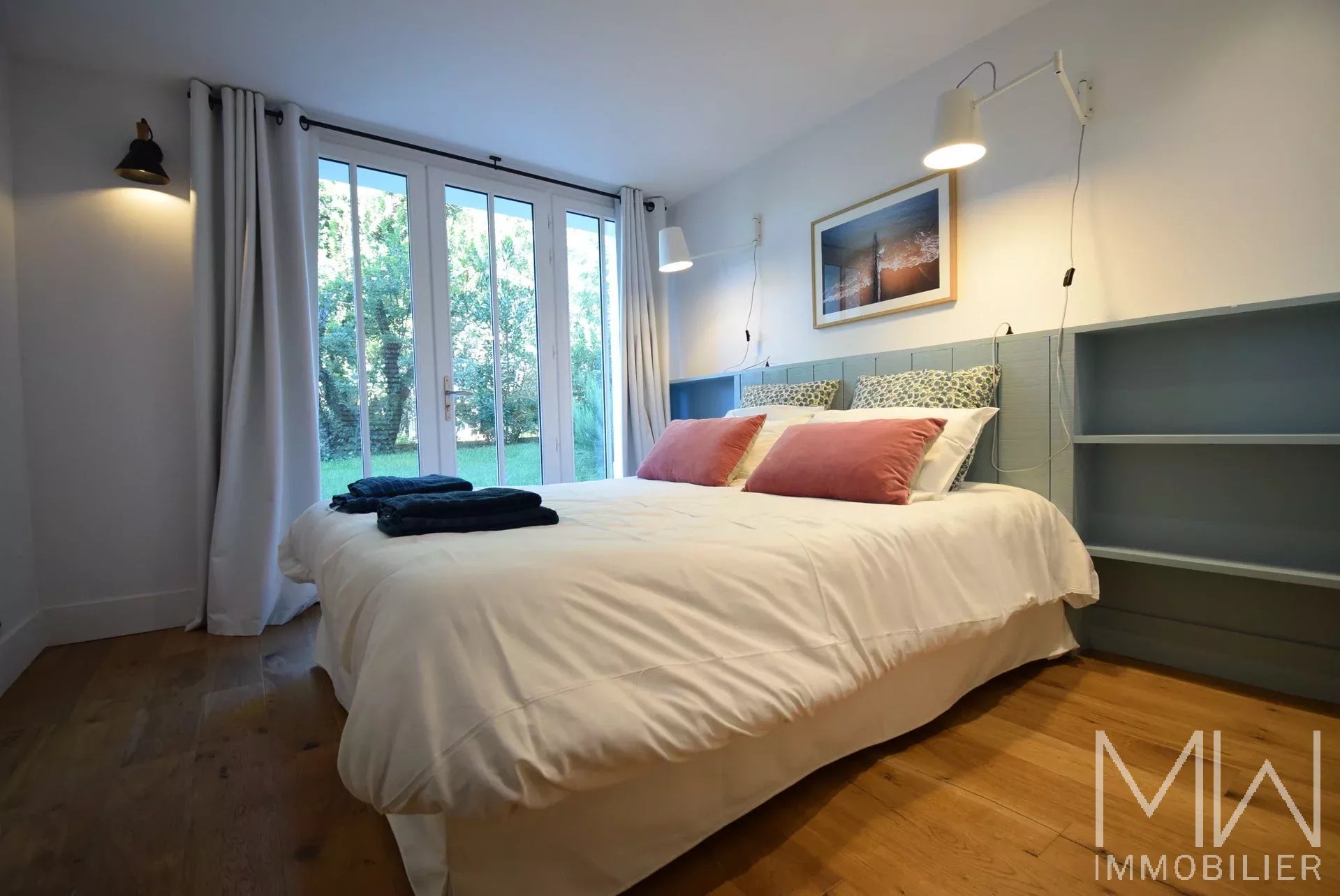 JOLIE VILLA BOIS AU COEUR DU CAP FERRET – 8 COUCHAGES