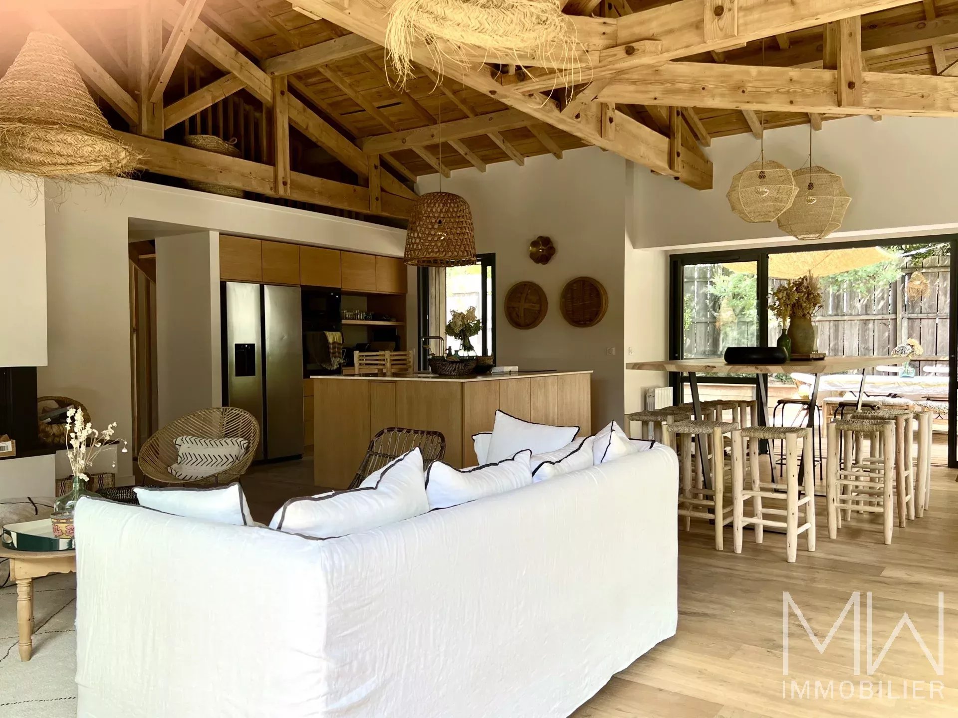 BELLE VILLA BOIS AU COEUR DU CAP FERRET – 14 COUCHAGES