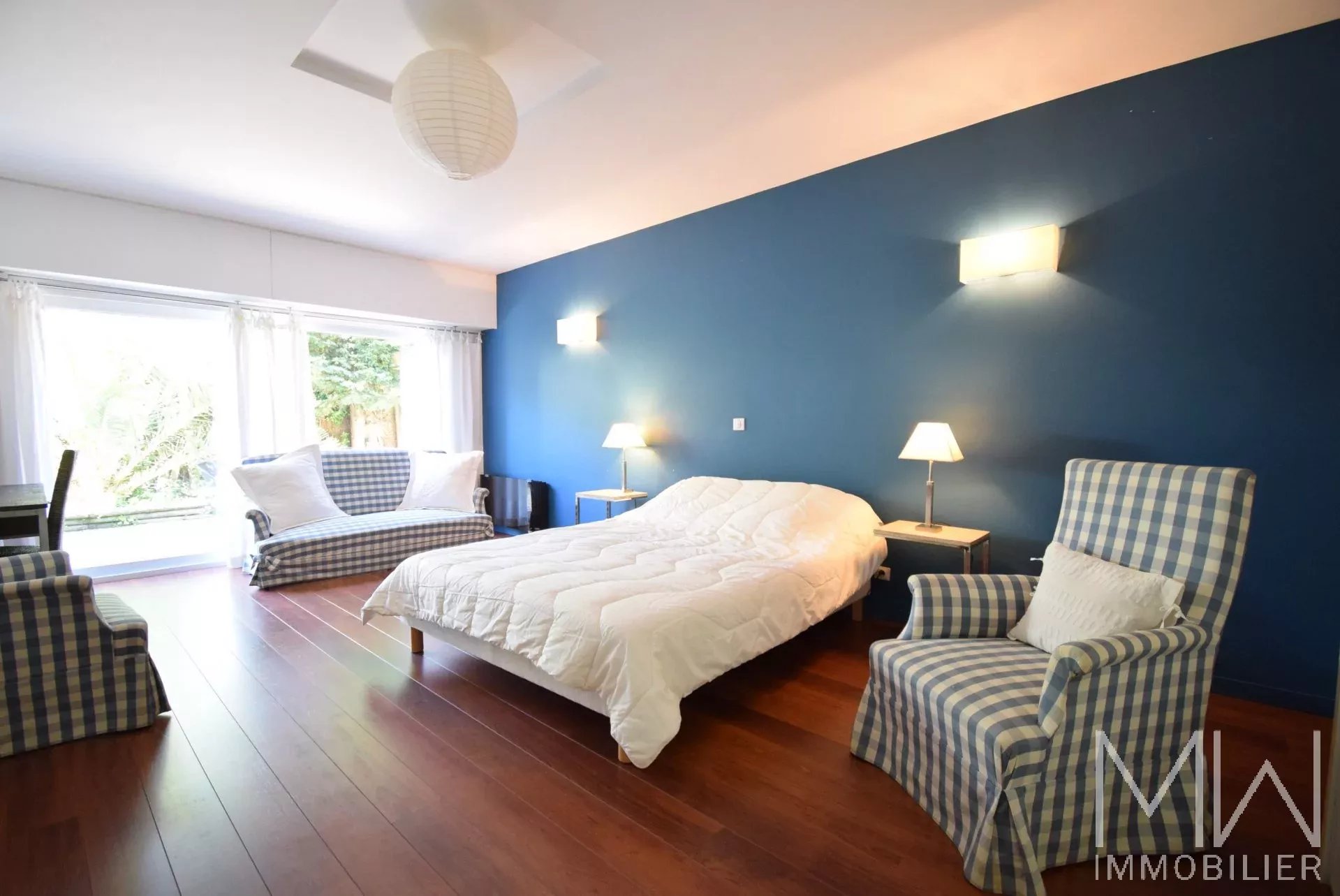 TRÈS AGREABLE VILLA AVEC PISCINE – LA POINTE – 08 COUCHAGES