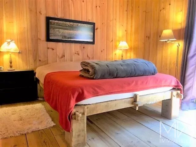 JOLIE VILLA BOIS EN BORDURE DES 44 HECTARES – CAP FERRET – 10 COUCHAGES