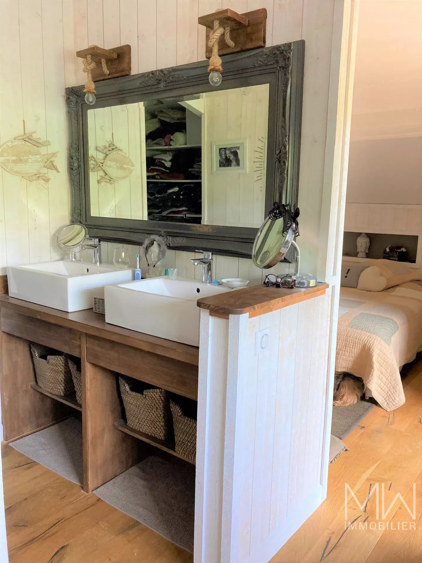 RAVISSANTE VILLA -LE CANON-