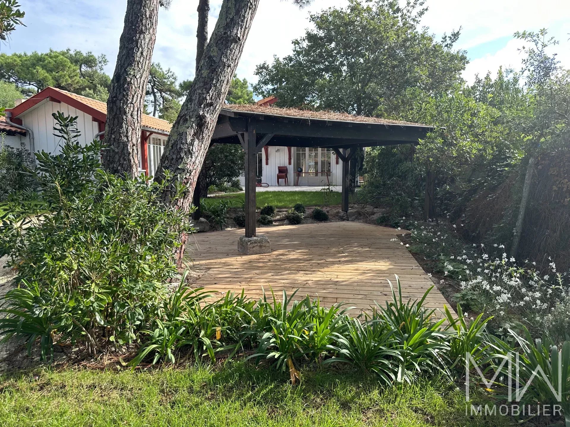JOLIE VILLA AU COEUR DU CAP FERRET – 6 COUCHAGES