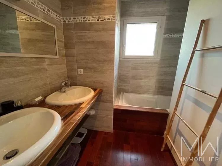 VILLA BOIS AVEC PISCINE – PETIT PIQUEY – 10 COUCHAGES