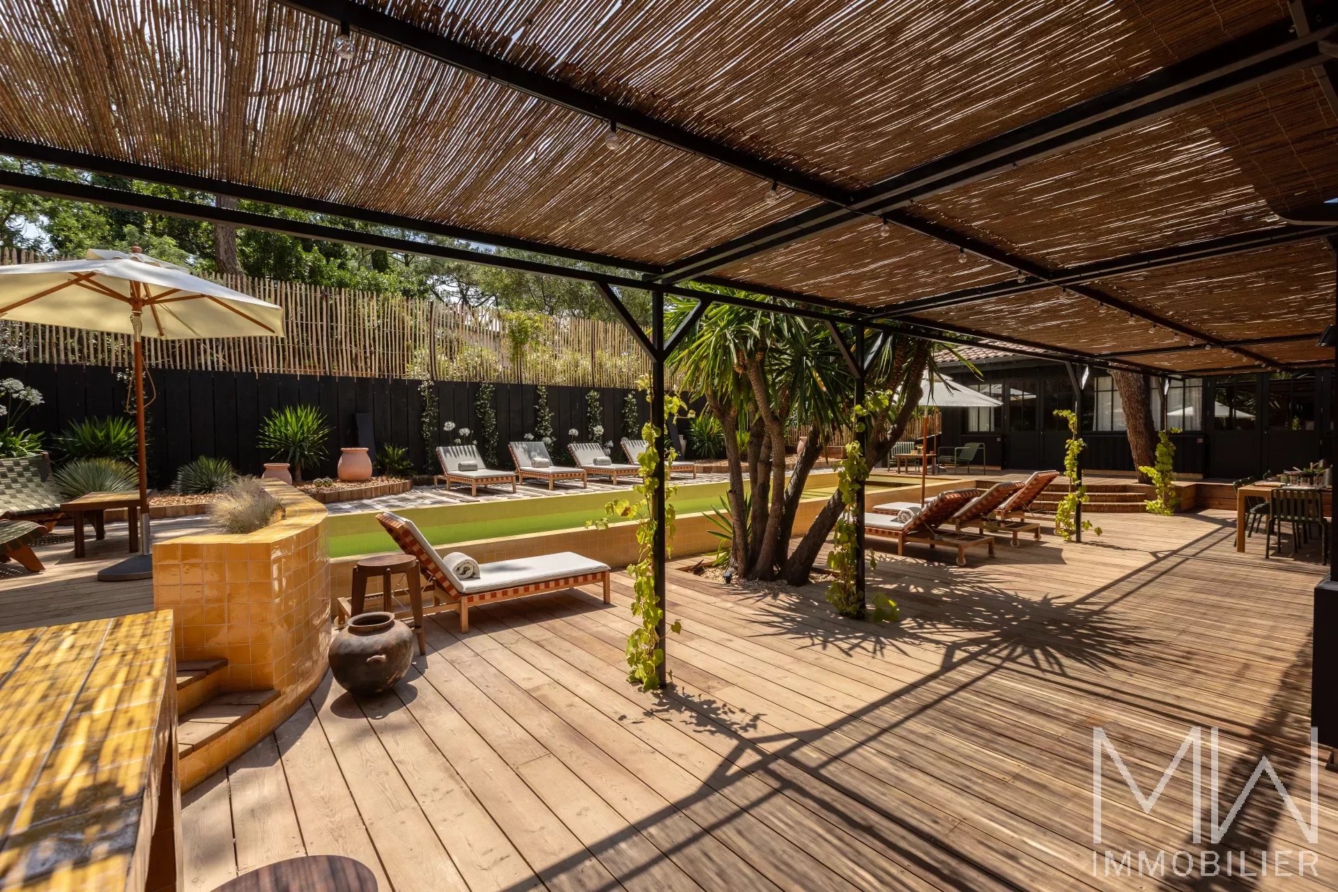 VILLA D’EXCEPTION AU CAP FERRET – 16 COUCHAGES
