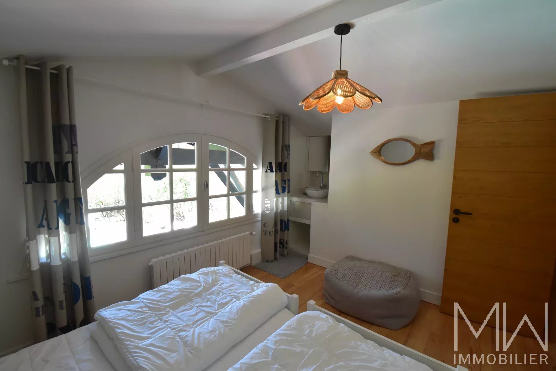 TRES AGREABLE VILLA AVEC PISCINE – PLAGE DES AMERICAINS – 8 COUCHAGES