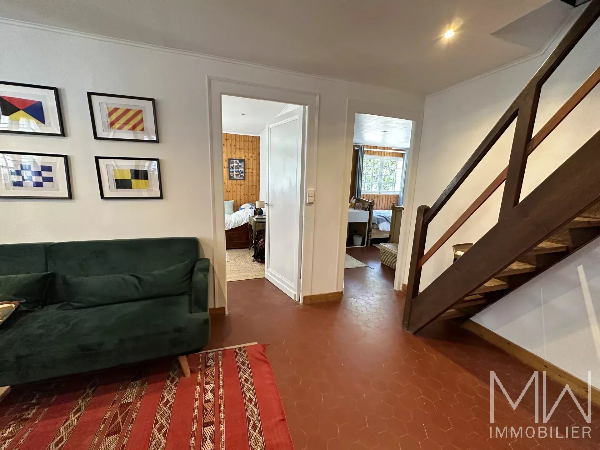 VILLA PLEINE DE CHARME EN 1ERE LIGNE – CAP FERRET – 8 COUCHAGES