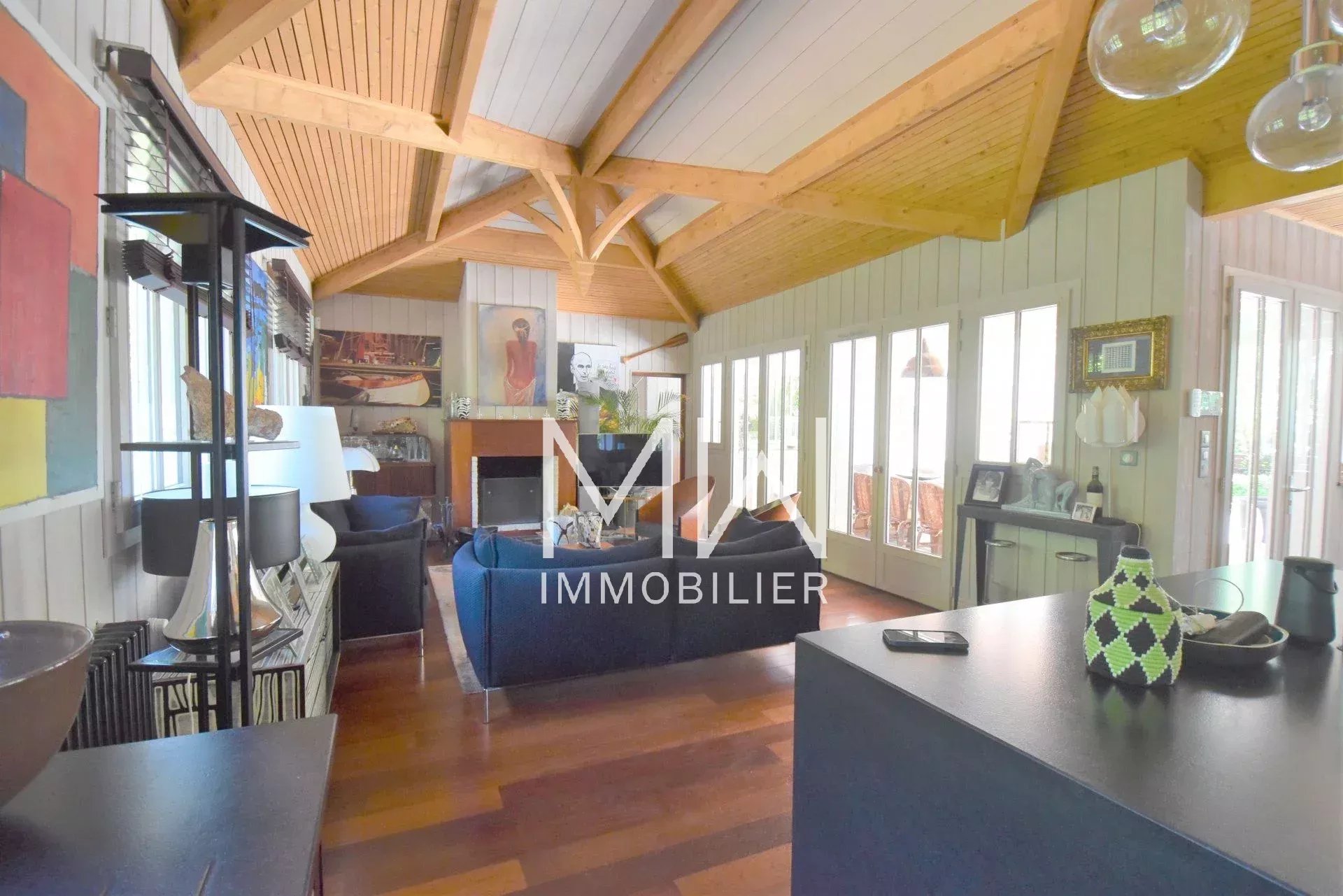 MAGNIFIQUE VILLA DE CHARME – CAP FERRET –