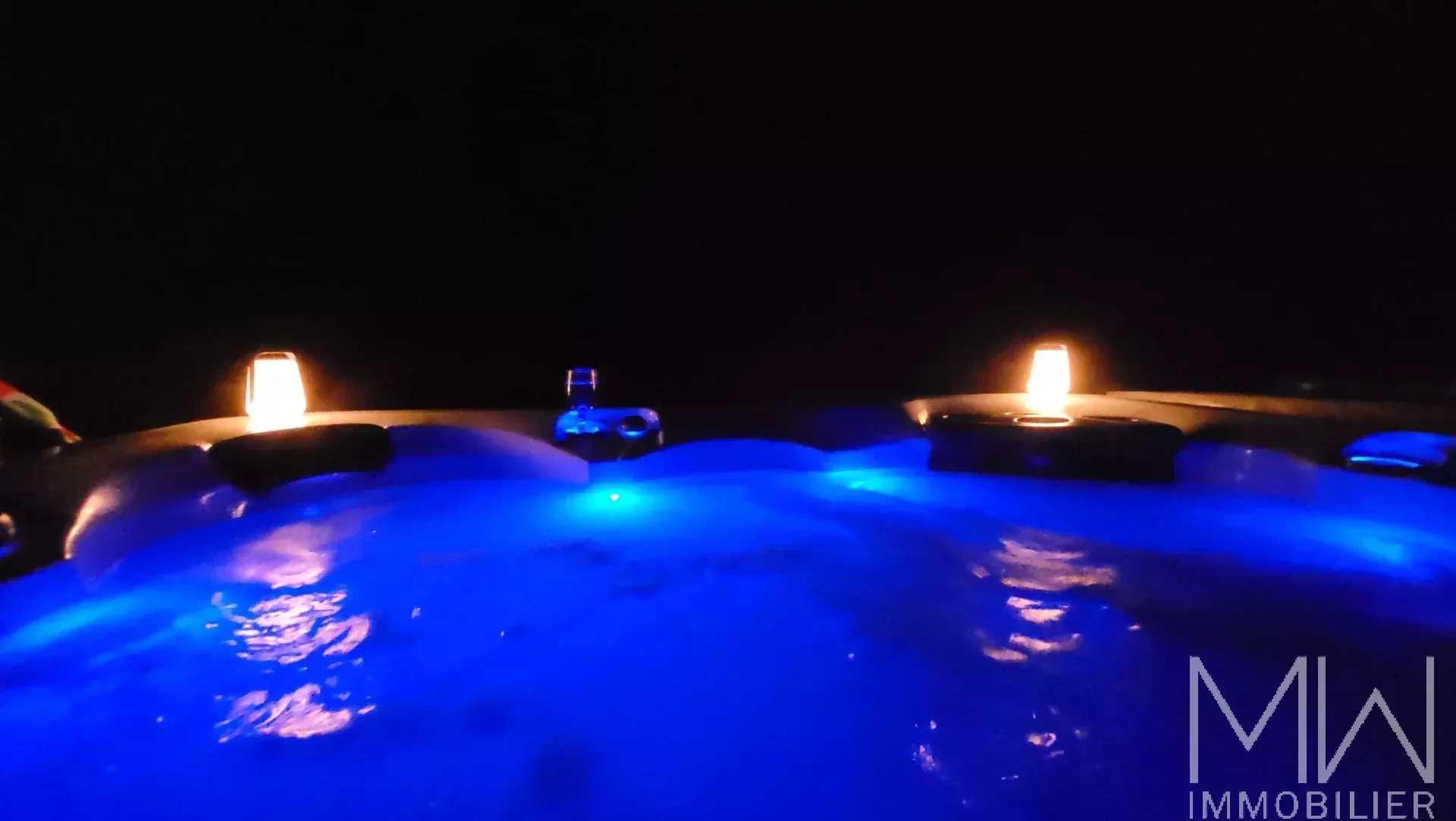 VILLA AVEC SPA AU CENTRE DU CAP FERRET – 9/13 COUCHAGES