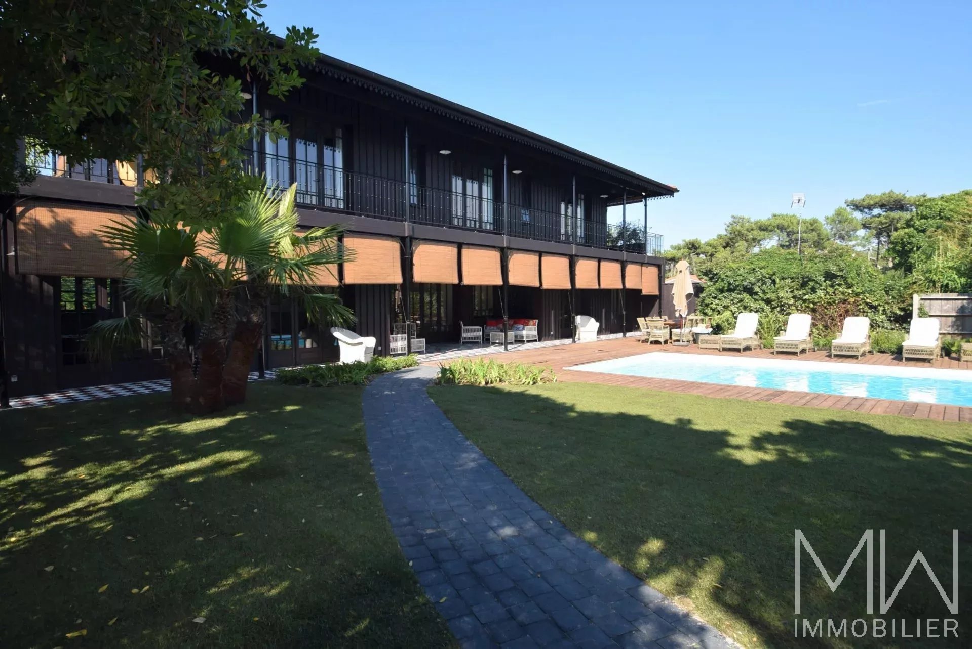 LOCATION DE PRESTIGE – CAP FERRET – 9 COUCHAGES