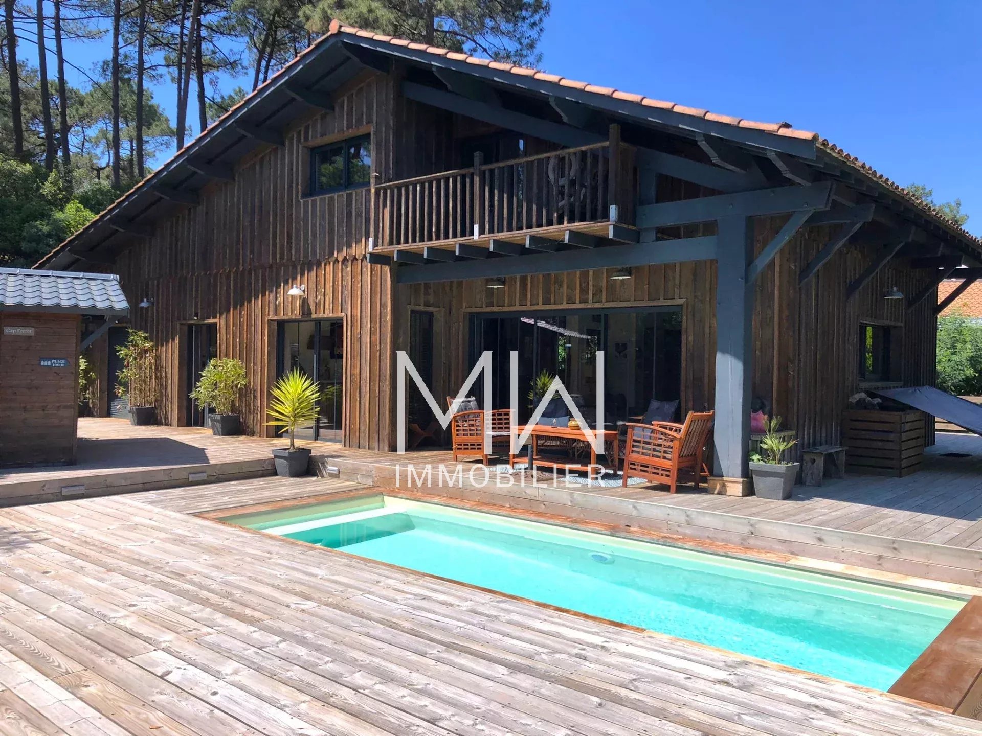 RAVISSANTE VILLA -LE CANON-