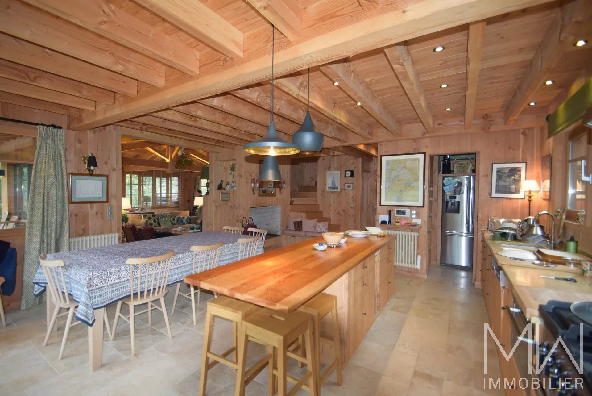 MAGNIFIQUE VILLA BOIS EN PREMIÈRE LIGNE – LA VIGNE – 8 COUCHAGES